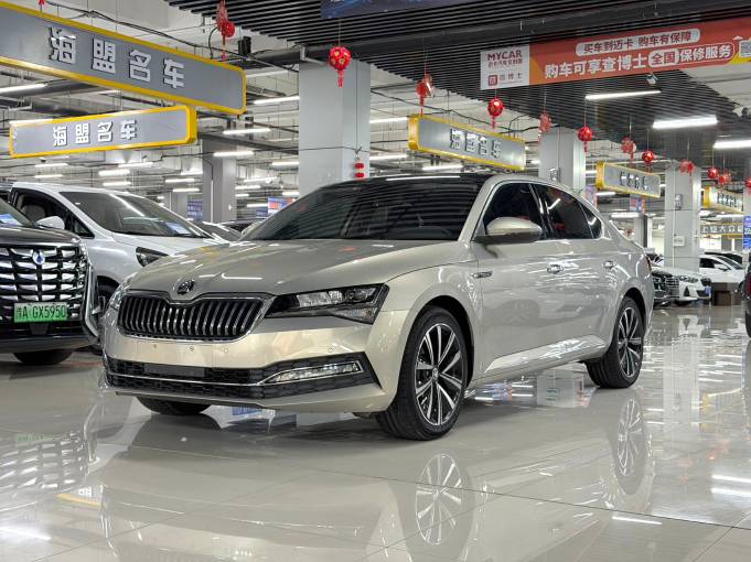 Skoda Superb из Китая 2026